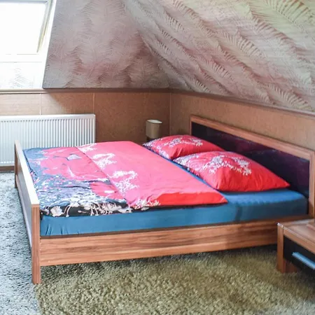 5 Bedroom Beautiful In Nyaraló