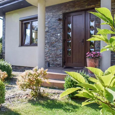 Casa vacanze Lovely In With Kitchen Mścice