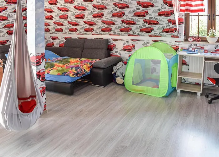 בית נופש Lovely In With Kitchen *