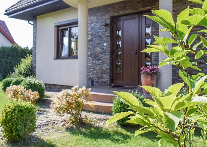 Casa vacanze Lovely In With Kitchen Mścice